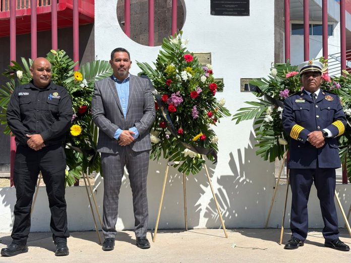 RINDEN HOMENAJE EN CIUDAD JUAREZ, A LOS BOMBEROS CAÍDOS